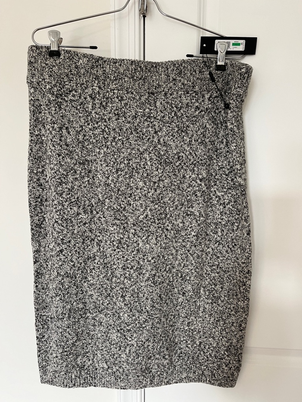 Donna Karan Black & White Marled Pencil Skirt